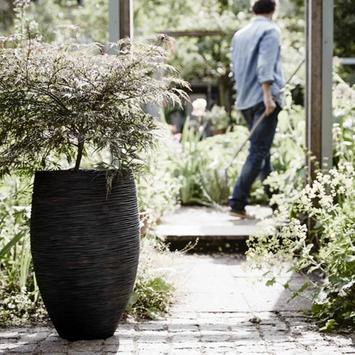 Capi Europe - Vaas Elegant Deluxe Rib NL - 45x72 - Zwart - Voor Binnen En Buiten - KBLR1138 14 Capi Europe - Vaas Elegant Deluxe Rib NL - 45x72 - Zwart - Voor Binnen En Buiten - KBLR1138 - Afbeelding 14