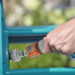 GARDENA Classic Slanghouder 50 - Geschikt Voor 50 M Ø13 Mm / 40 M Ø15 Mm / 30 M Ø19 Mm Slang 15 GARDENA Classic Slanghouder 50 - Geschikt Voor 50 M Ø13 Mm / 40 M Ø15 Mm / 30 M Ø19 Mm Slang -Bloem Garden Verkoop 1200x1200 970