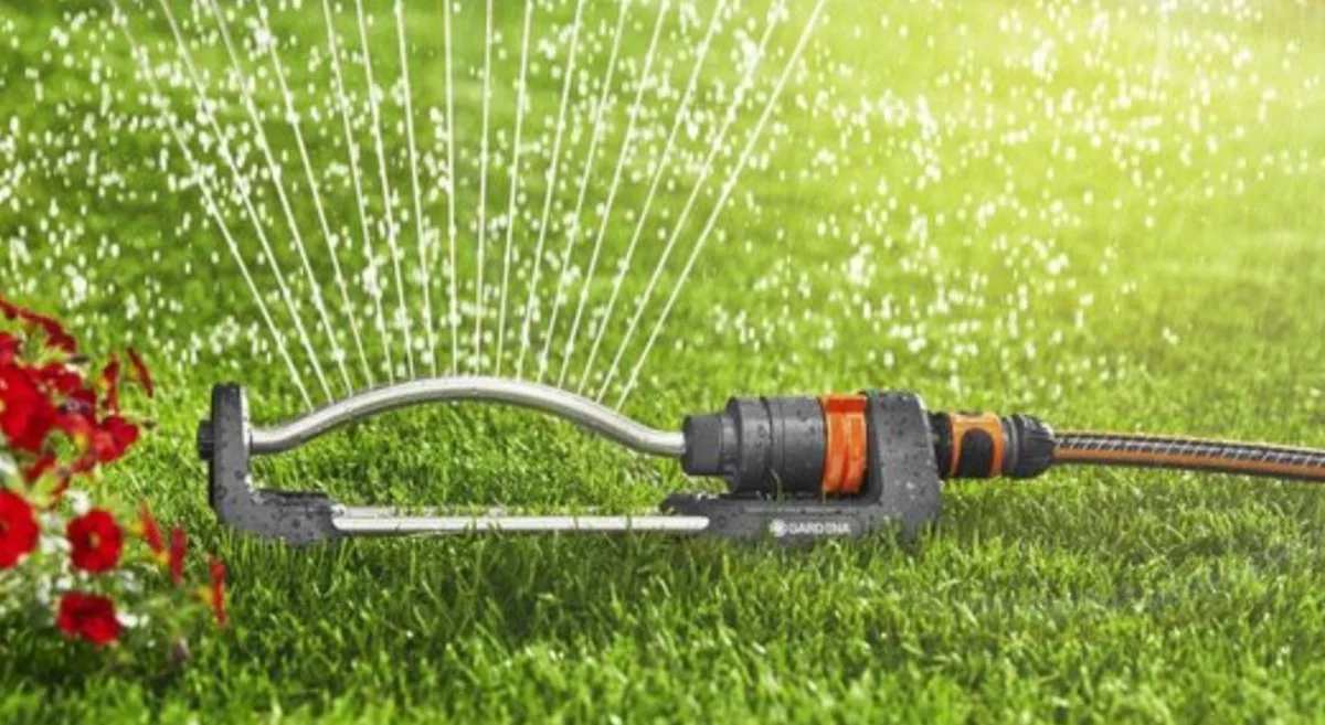 GARDENA - Zwenksproeier Aqua S - Tuinsproeier - 90 Tot 220 M² 7 GARDENA - Zwenksproeier Aqua S - Tuinsproeier - 90 Tot 220 M² - Afbeelding 7