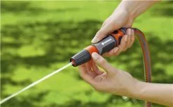 GARDENA - System Startset Spuitpistool - Geschikt Voor 13-15 Mm Tuinslang -Bloem Garden Verkoop 1200x749 2