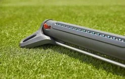 GARDENA - Zwenksproeier AquaZoom S - Tuinsproeier - 9 Tot 150 M² -Bloem Garden Verkoop 1200x762 1