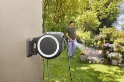 GARDENA - Wandslangenbox RollUp M/L Wit - 25 Meter Slang -Bloem Garden Verkoop 1200x795 3