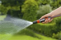 GARDENA Tuinspuit - Spuitpistool 30 GARDENA Tuinspuit - Spuitpistool -Bloem Garden Verkoop 1200x800 100