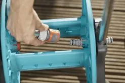 GARDENA AquaRoll S Slangenwagen - Verstelbare Handgreep - Excl. Tuinslang -Bloem Garden Verkoop 1200x800 123