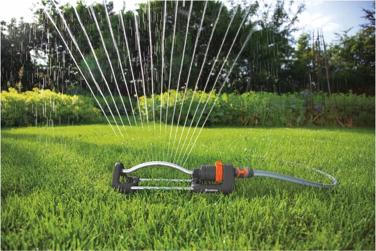 GARDENA - Zwenksproeier Aqua S - Tuinsproeier - 90 Tot 220 M² 2 GARDENA - Zwenksproeier Aqua S - Tuinsproeier - 90 Tot 220 M² - Afbeelding 2