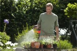 GARDENA - Premium Reinigingssproeier Spuitpistool - Metaal - Voor Reiniging En Bewatering 23 GARDENA - Premium Reinigingssproeier Spuitpistool - Metaal - Voor Reiniging En Bewatering -Bloem Garden Verkoop 1200x800 170