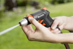 GARDENA - Premium Reinigingssproeier Spuitpistool - Metaal - Voor Reiniging En Bewatering 21 GARDENA - Premium Reinigingssproeier Spuitpistool - Metaal - Voor Reiniging En Bewatering -Bloem Garden Verkoop 1200x801 14