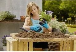 Gardena Plant- En Bodem Handschoen - Maat: M -Bloem Garden Verkoop 1200x823 2