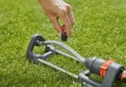 GARDENA - Zwenksproeier Aqua S - Tuinsproeier - 90 Tot 220 M² 17 GARDENA - Zwenksproeier Aqua S - Tuinsproeier - 90 Tot 220 M² -Bloem Garden Verkoop 1200x825 7