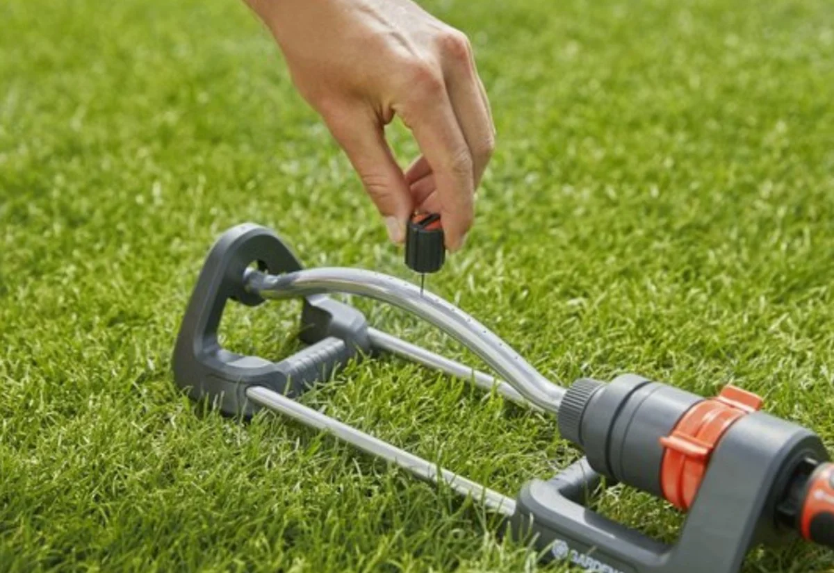 GARDENA - Zwenksproeier Aqua S - Tuinsproeier - 90 Tot 220 M² 6 GARDENA - Zwenksproeier Aqua S - Tuinsproeier - 90 Tot 220 M² - Afbeelding 6