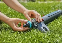 GARDENA - Zwenksproeier AquaZoom S - Tuinsproeier - 9 Tot 150 M² -Bloem Garden Verkoop 1200x829 1