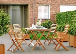 Houten Plantenbak Met Wieltjes 50x50 - Geolied Duurzaam FSC Acaciahout – Bloembak Buiten - Plantenbakken Buiten - Perfecthomeshop -Bloem Garden Verkoop 1200x857 2