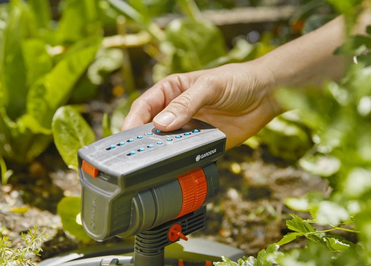 GARDENA - Zwenksproeier AquaZoom Compact - Tuinsproeier - 9 Tot 216 M² 13 GARDENA - Zwenksproeier AquaZoom Compact - Tuinsproeier - 9 Tot 216 M² - Afbeelding 13