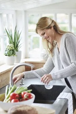 Elho Aqua Care 9 - Accessoires Voor Binnenaccessoires - Ø 17.3 X H 32.0 Cm - Transparant/Transparant -Bloem Garden Verkoop 800x1200 30