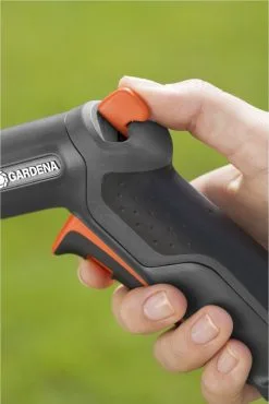 GARDENA - Premium Reinigingssproeier Spuitpistool - Metaal - Voor Reiniging En Bewatering 28 GARDENA - Premium Reinigingssproeier Spuitpistool - Metaal - Voor Reiniging En Bewatering -Bloem Garden Verkoop 801x1200 14